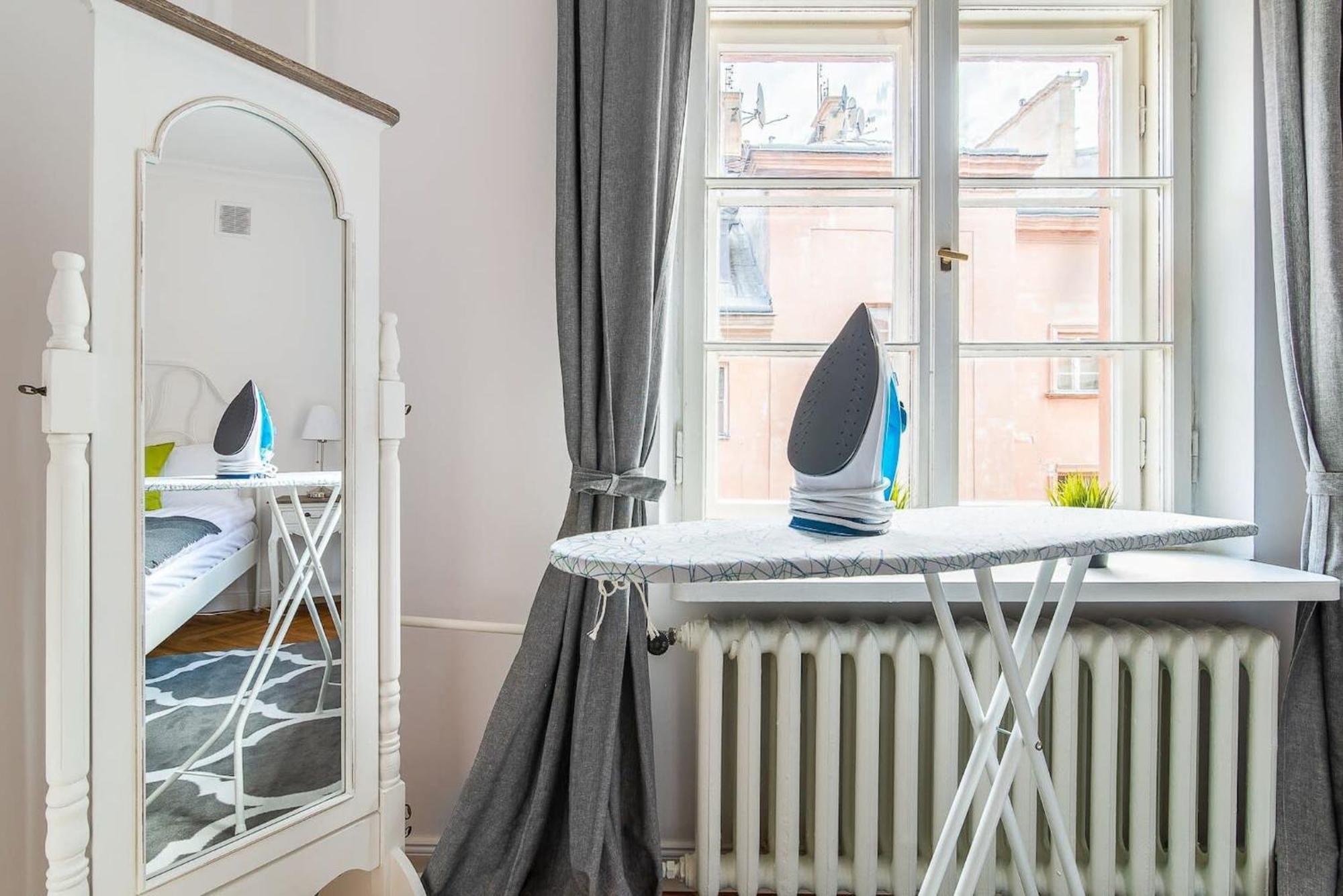 Senatorska 7 By Renters Apartment *