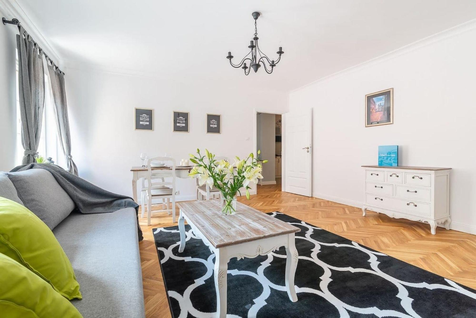 Apartment Senatorska 7 By Renters